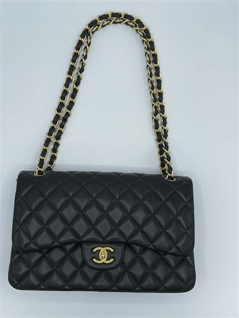 CHANEL Lambskin Quilted Jumbo Double Flap Black 